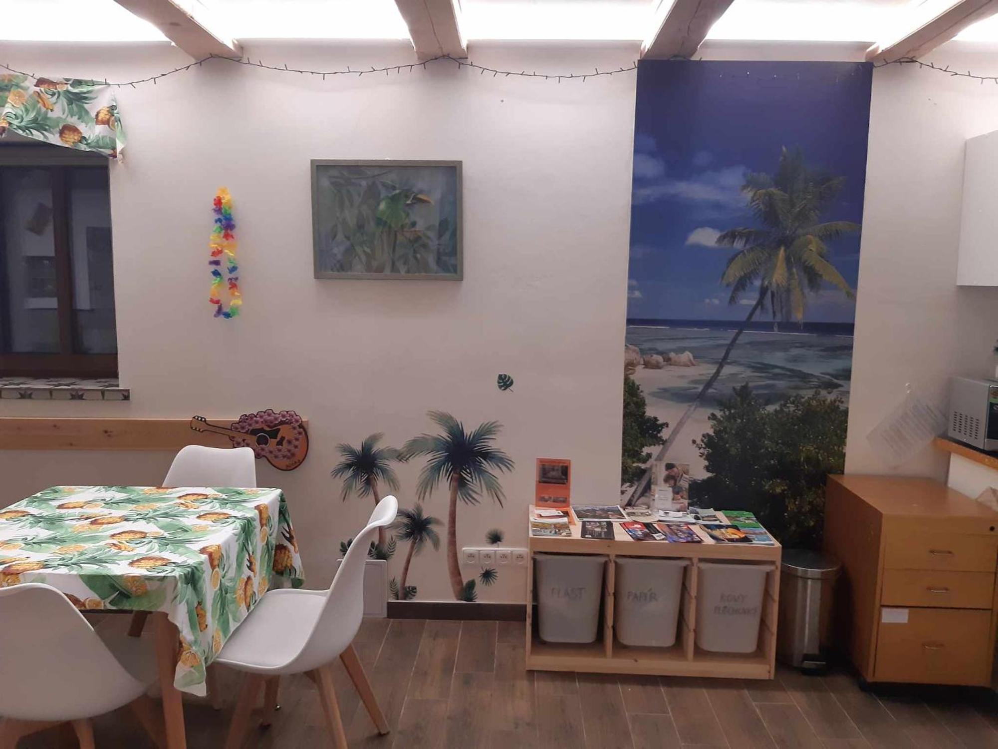 Odal Hawaii Sro Ubytovani Vzdelavani Pencin エクステリア 写真